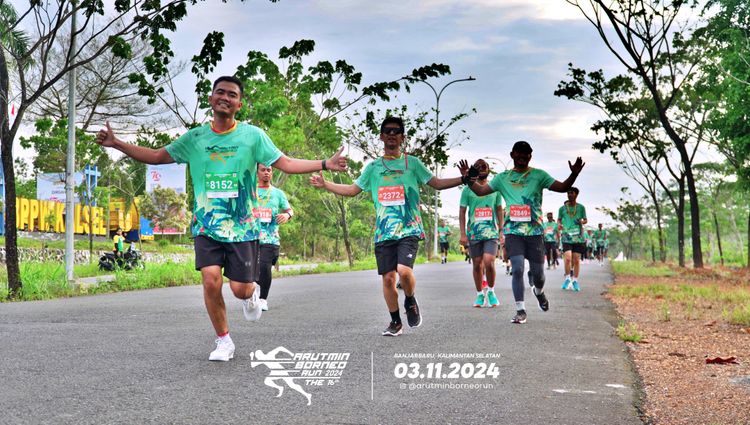 Race photo from Arutmin Borneo Run 2024