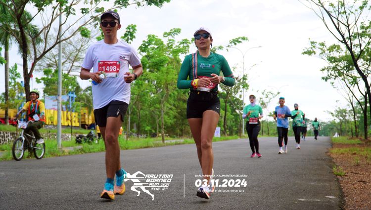 Race photo from Arutmin Borneo Run 2024