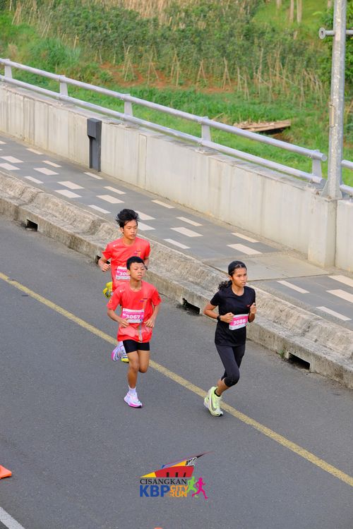 Race photo from CISANGKAN KBP CITY RUN 2025