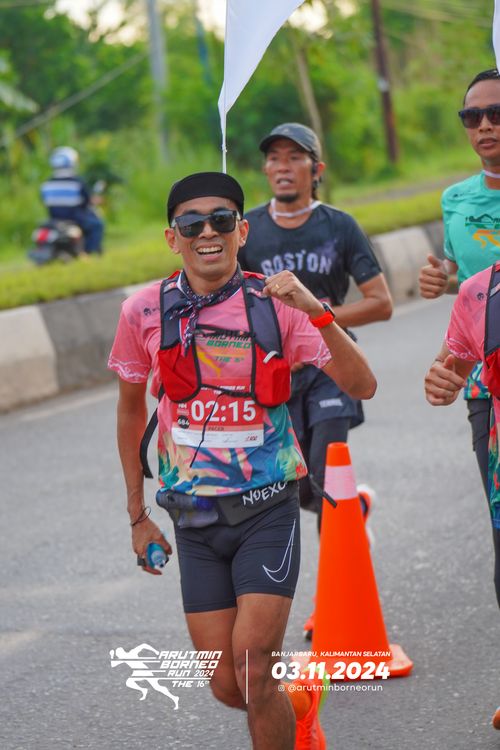 Race photo from Arutmin Borneo Run 2024