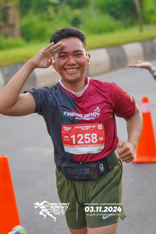 Race photo from Arutmin Borneo Run 2024