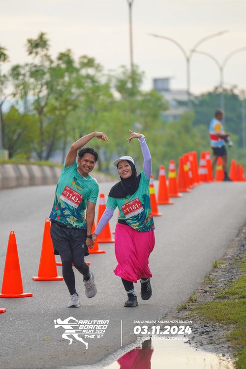 Race photo from Arutmin Borneo Run 2024