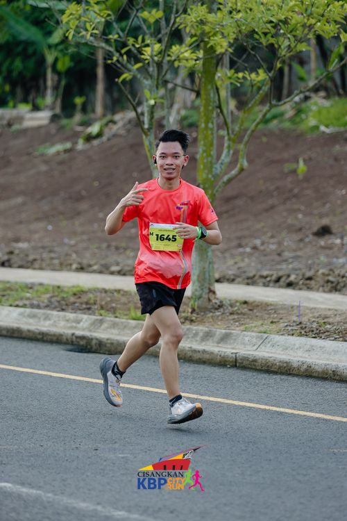 Race photo from CISANGKAN KBP CITY RUN 2025