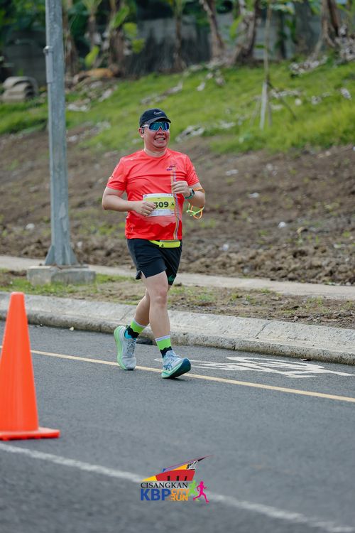 Race photo from CISANGKAN KBP CITY RUN 2025