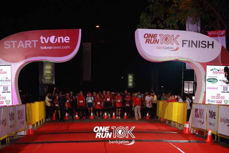 Race photo from ONE RUN 10 K