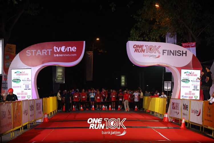 Race photo from ONE RUN 10 K
