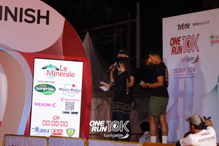 Race photo from ONE RUN 10 K