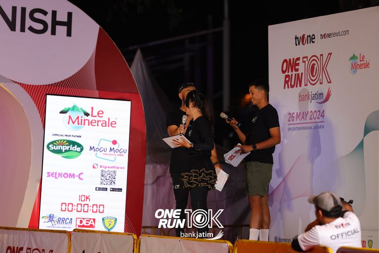 Race photo from ONE RUN 10 K