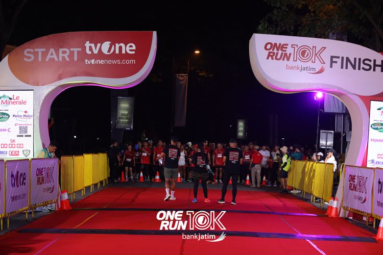 Race photo from ONE RUN 10 K