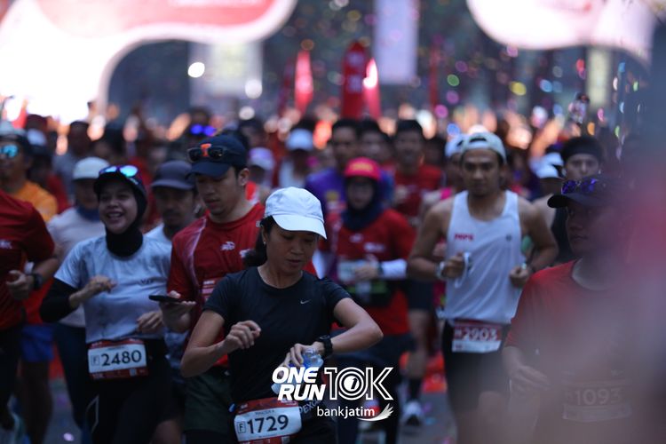 Race photo from ONE RUN 10 K