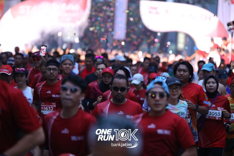 Race photo from ONE RUN 10 K