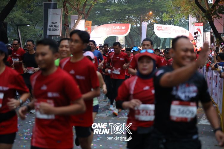 Race photo from ONE RUN 10 K