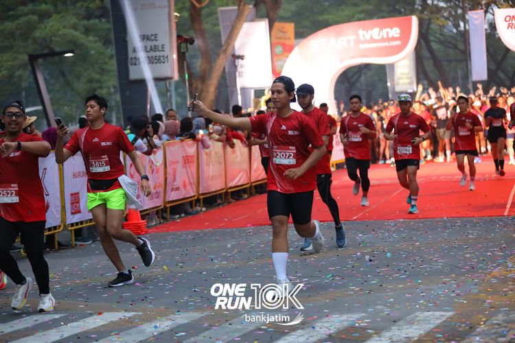 Race photo from ONE RUN 10 K