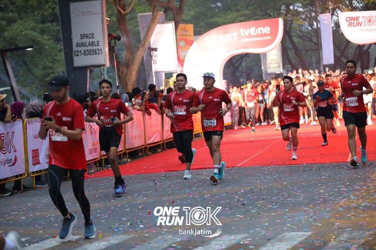 Race photo from ONE RUN 10 K