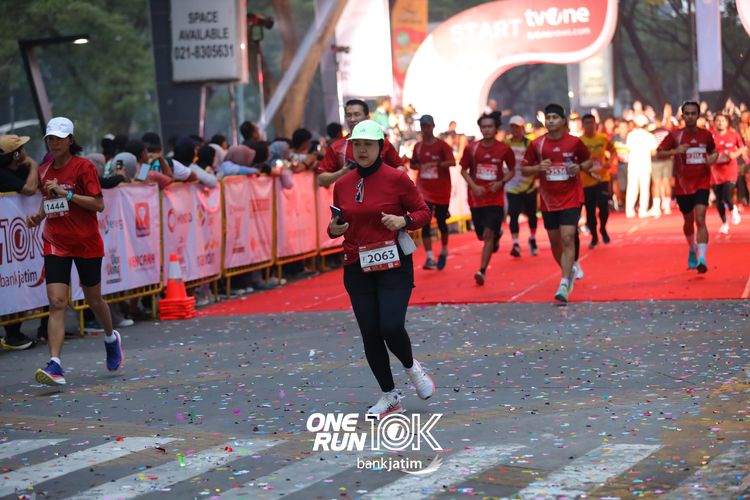 Race photo from ONE RUN 10 K