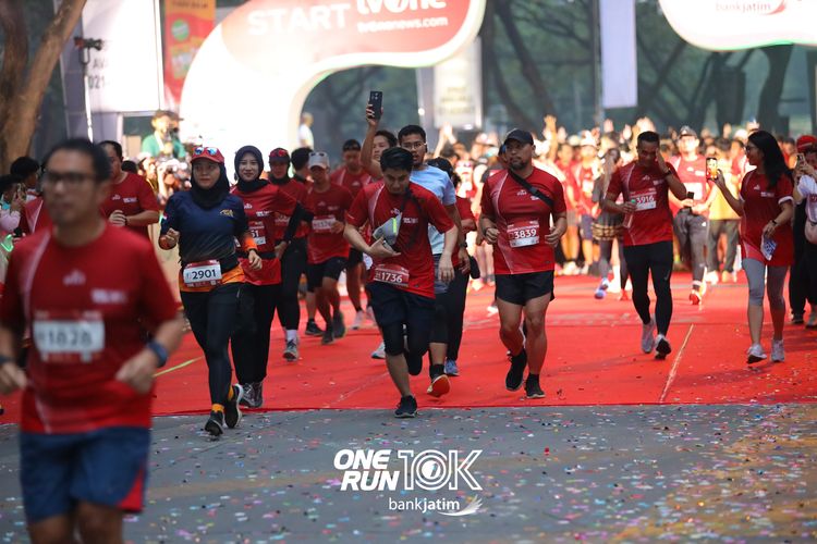 Race photo from ONE RUN 10 K