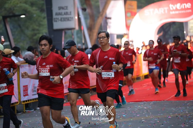 Race photo from ONE RUN 10 K