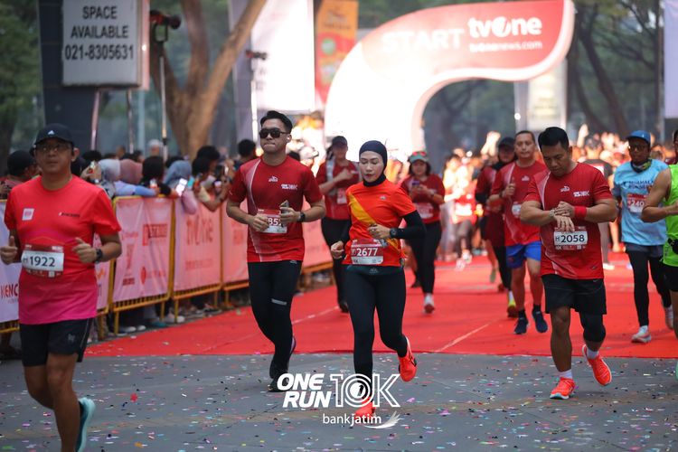 Race photo from ONE RUN 10 K