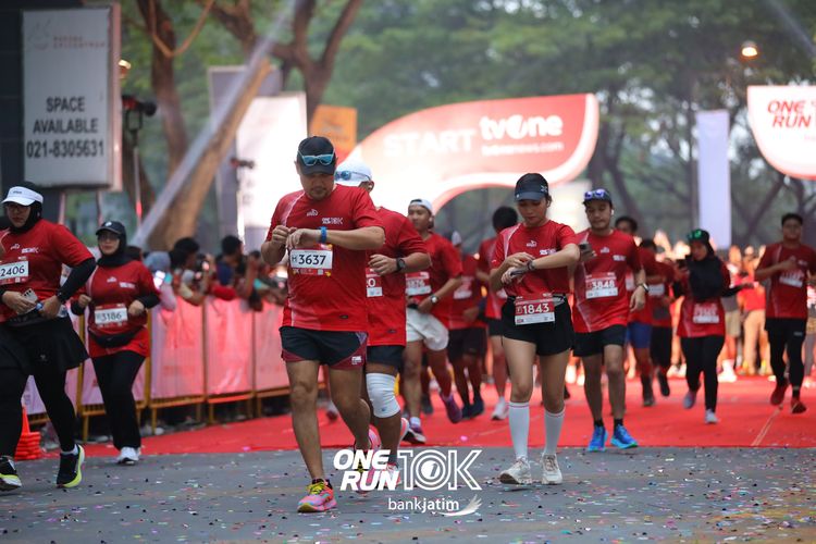 Race photo from ONE RUN 10 K