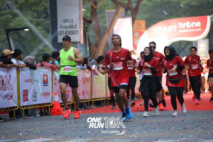 Race photo from ONE RUN 10 K