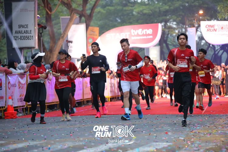Race photo from ONE RUN 10 K