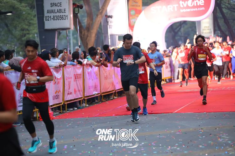 Race photo from ONE RUN 10 K