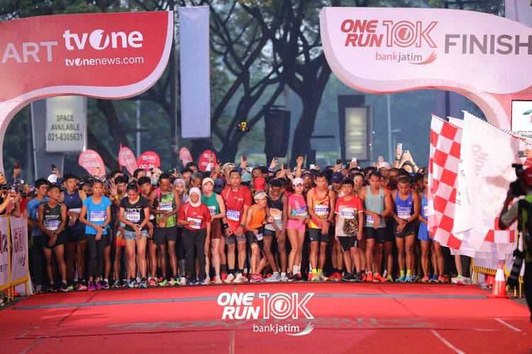 Race photo from ONE RUN 10 K