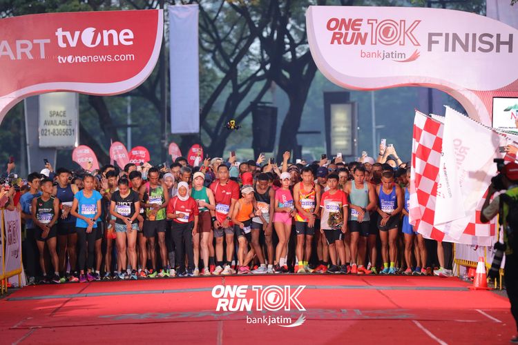 Race photo from ONE RUN 10 K