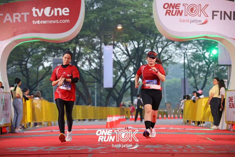 Race photo from ONE RUN 10 K