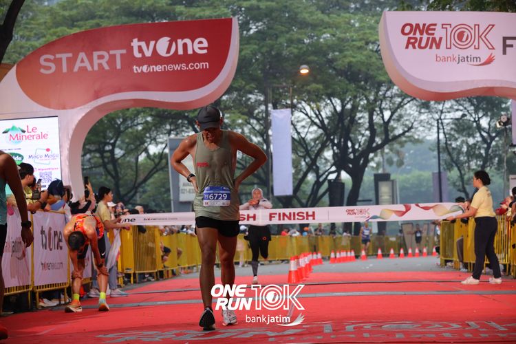 Race photo from ONE RUN 10 K
