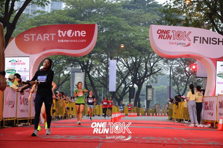 Race photo from ONE RUN 10 K