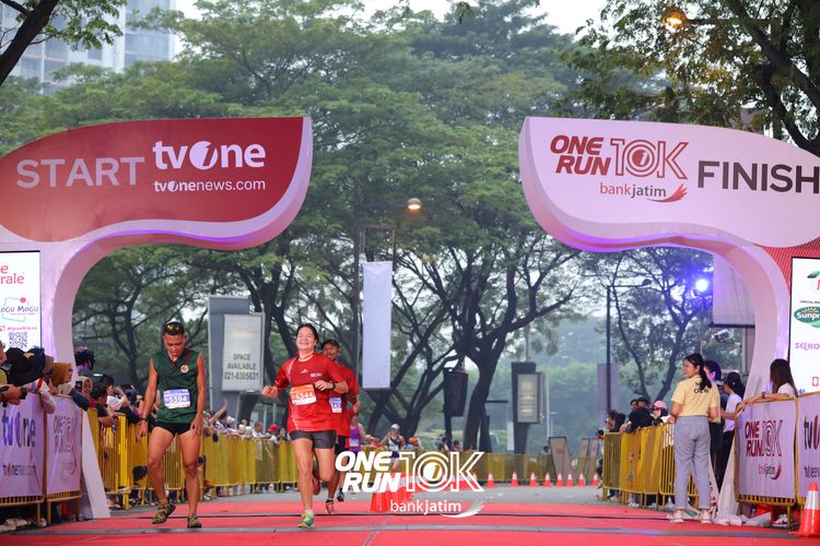 Race photo from ONE RUN 10 K