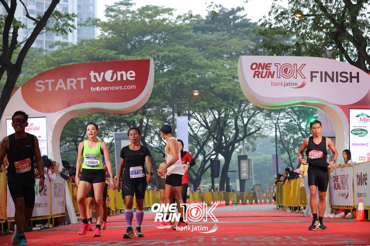 Race photo from ONE RUN 10 K