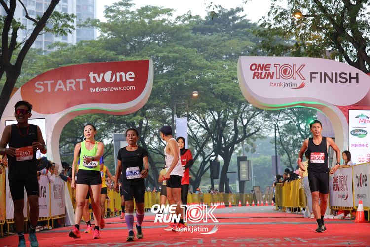 Race photo from ONE RUN 10 K