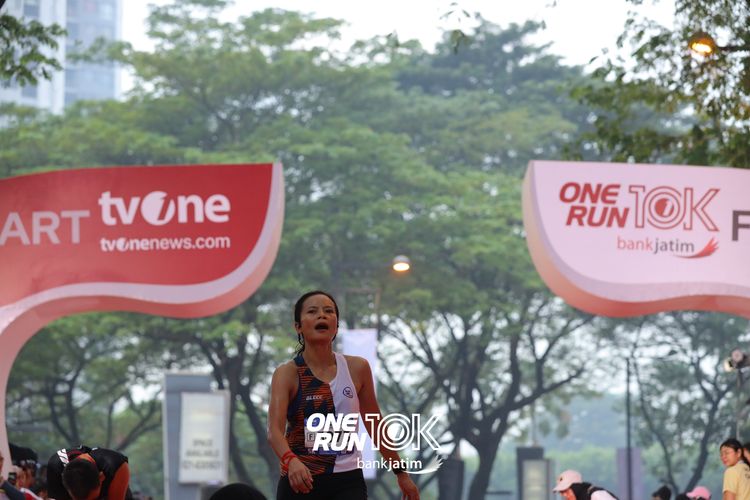Race photo from ONE RUN 10 K