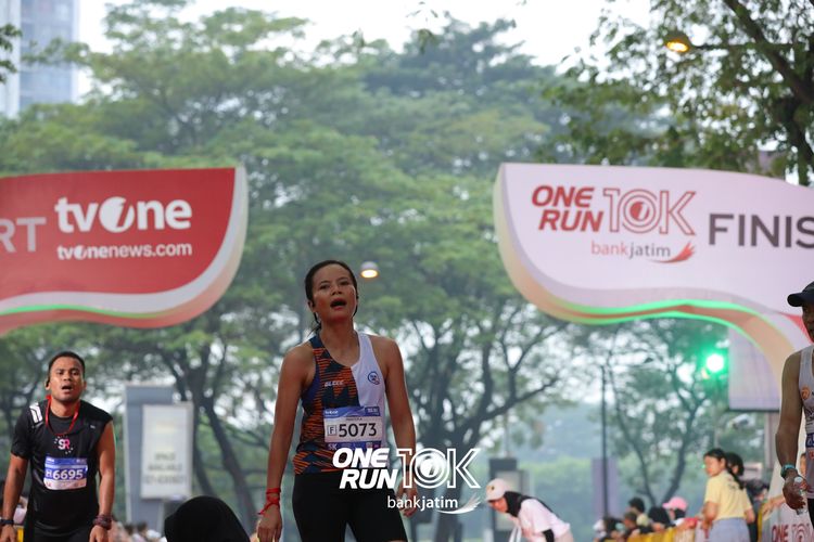 Race photo from ONE RUN 10 K
