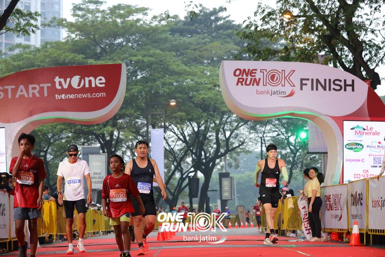 Race photo from ONE RUN 10 K