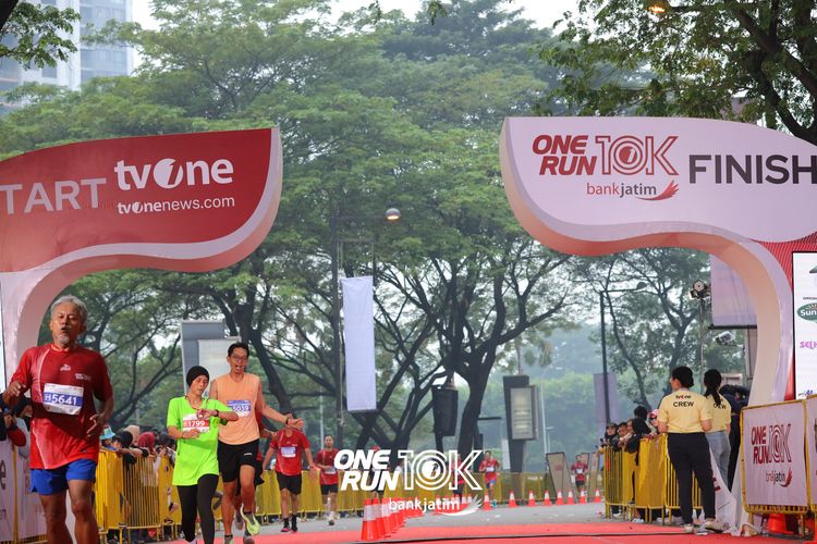 Race photo from ONE RUN 10 K