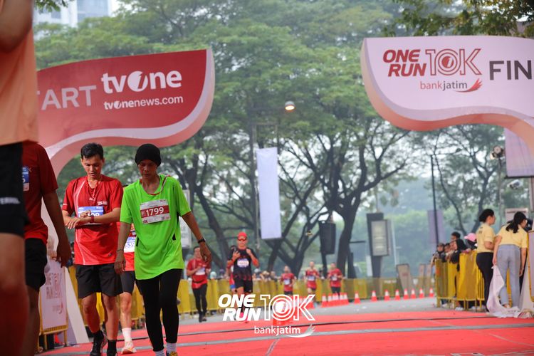 Race photo from ONE RUN 10 K