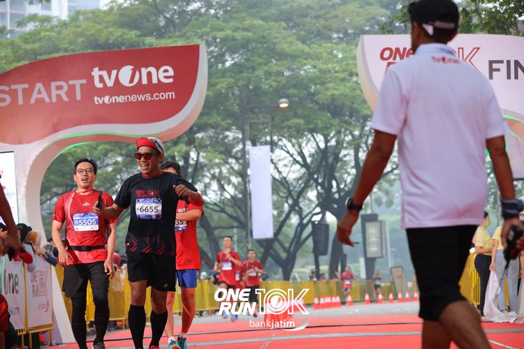 Race photo from ONE RUN 10 K