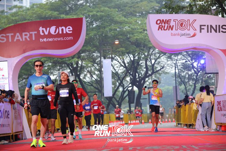 Race photo from ONE RUN 10 K