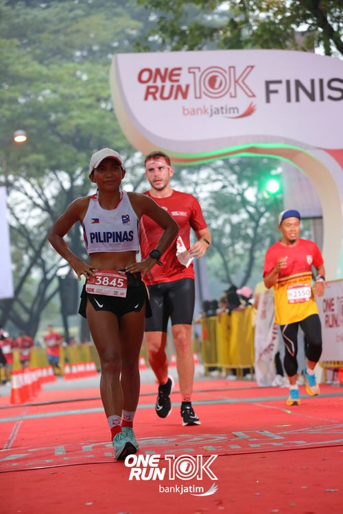 Race photo from ONE RUN 10 K