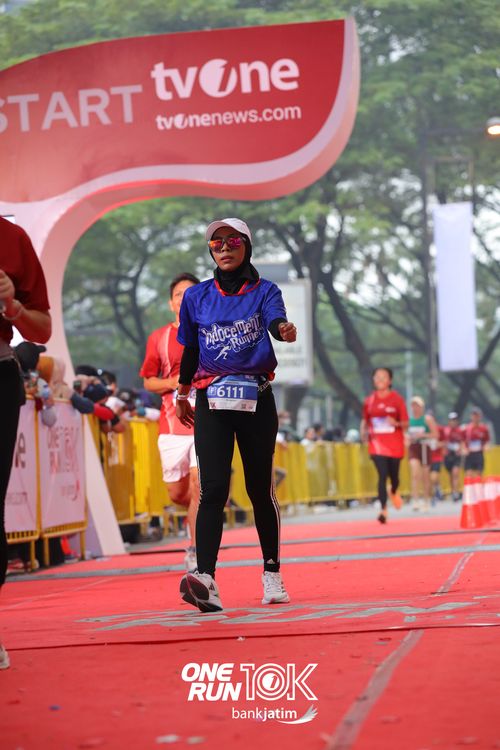 Race photo from ONE RUN 10 K