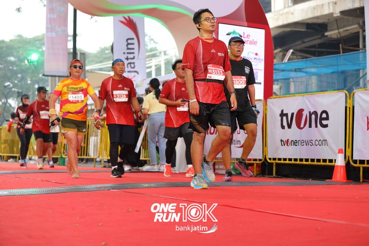 Race photo from ONE RUN 10 K
