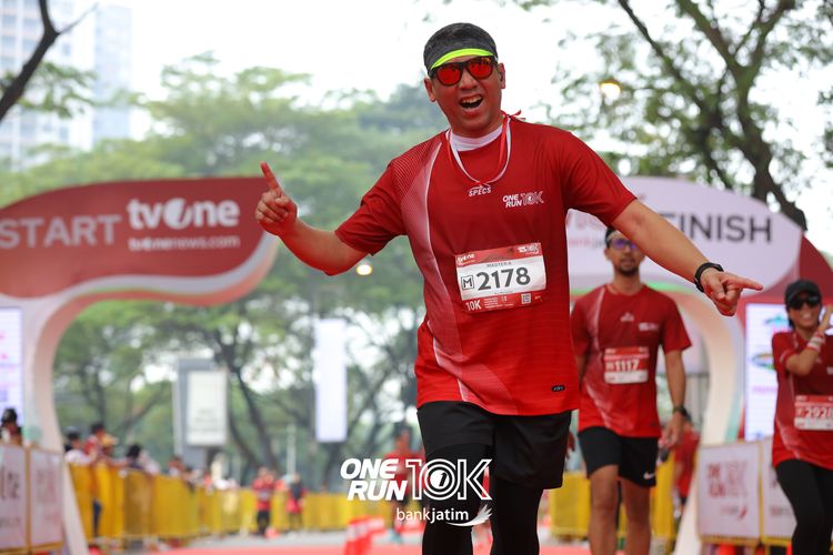 Race photo from ONE RUN 10 K