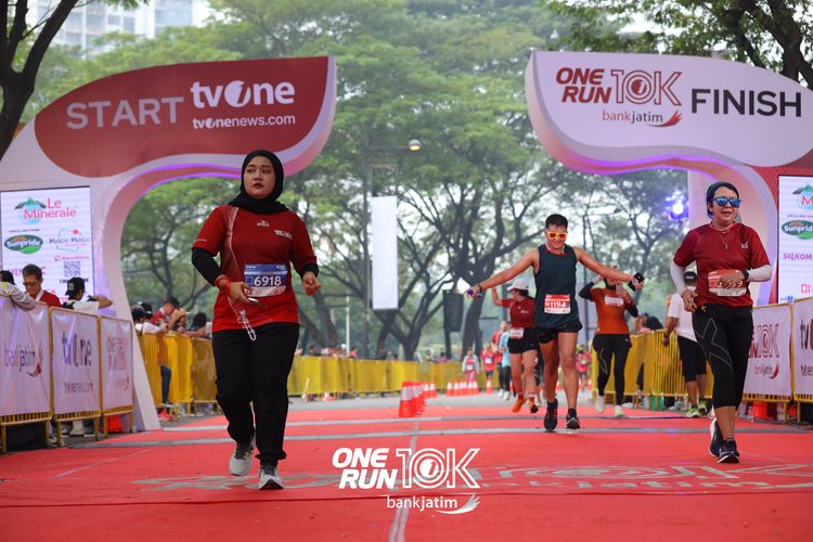 Race photo from ONE RUN 10 K