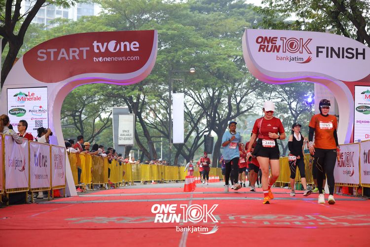 Race photo from ONE RUN 10 K
