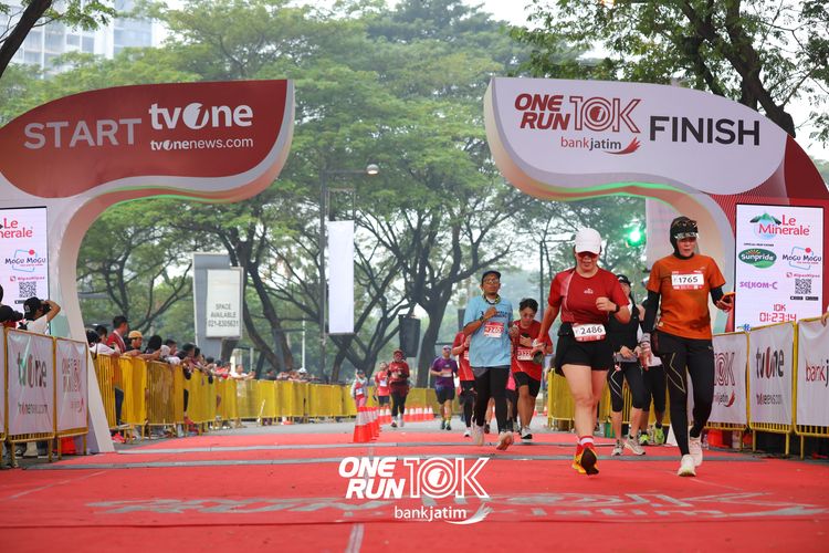 Race photo from ONE RUN 10 K