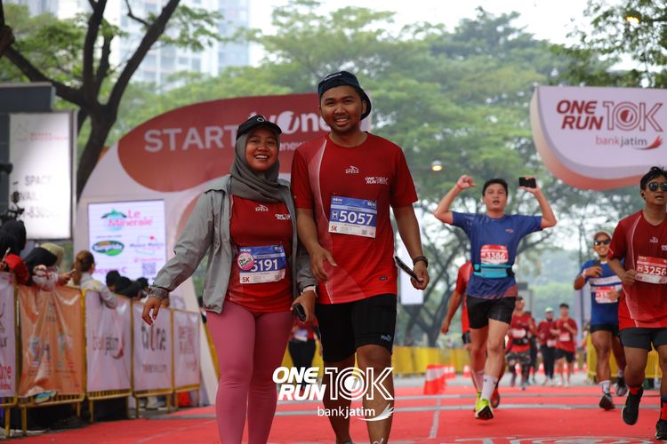 Race photo from ONE RUN 10 K
