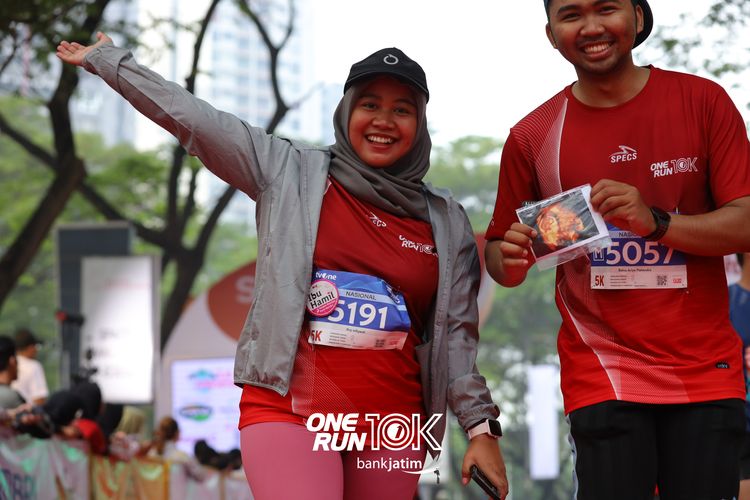 Race photo from ONE RUN 10 K